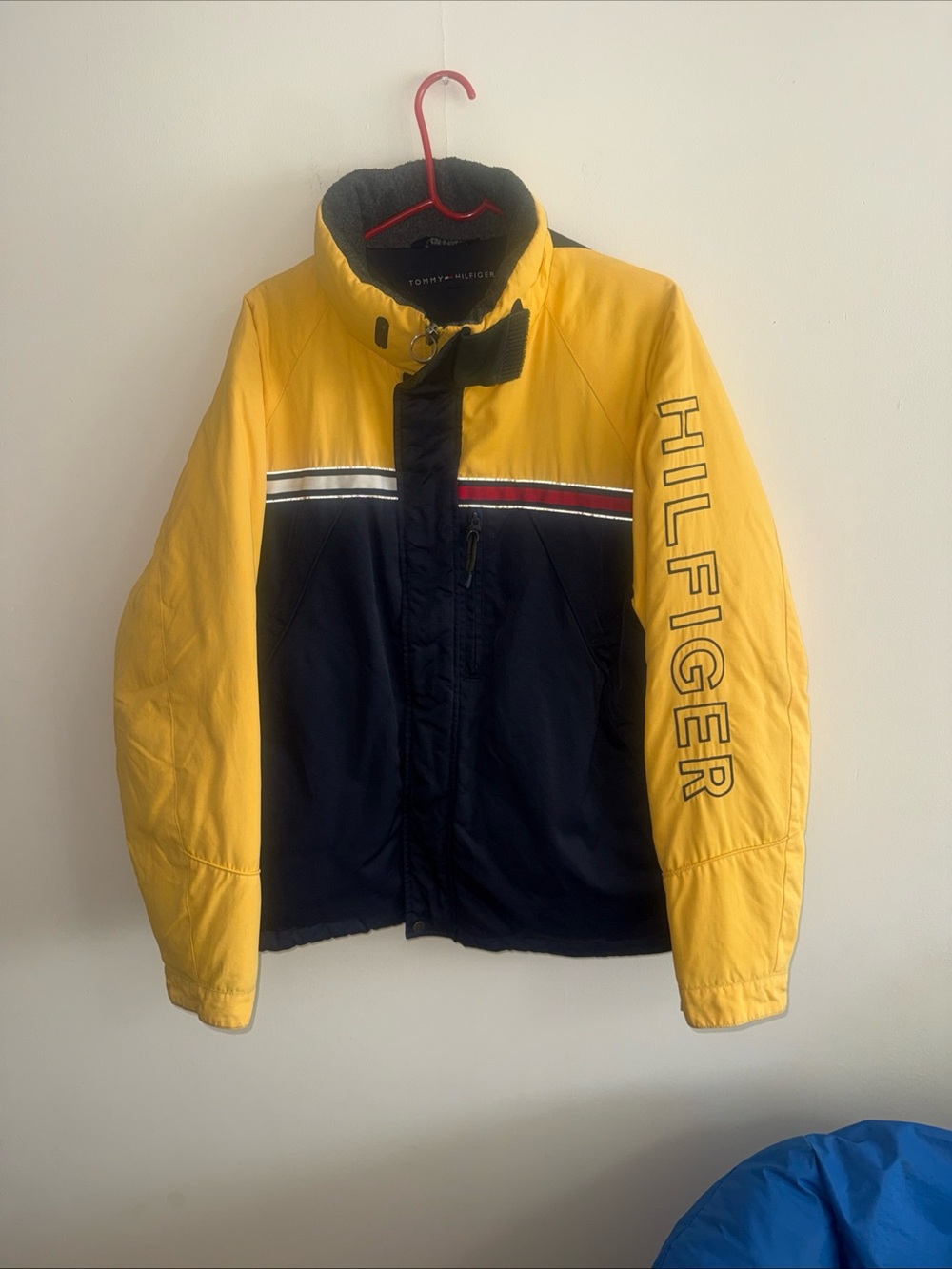 Vintage 90s Tommy Hilfiger Jacket Mens L Yellow Navy Spellout Colorblock Sailing
